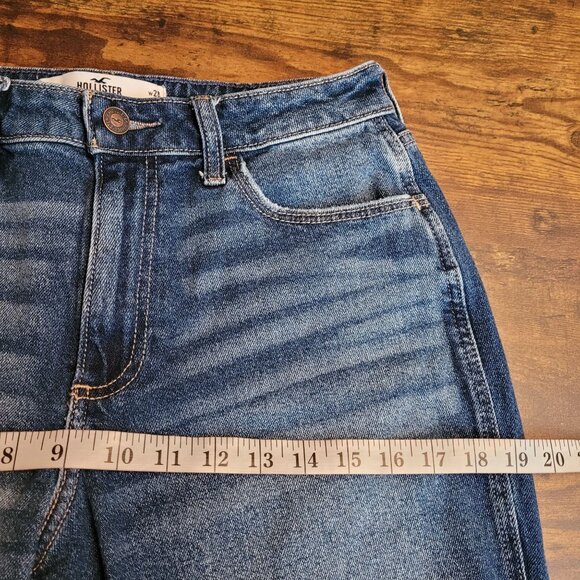 Hollister Jeans Size 28 Curvy High Rise Mom Ripped Medium Dark Wash Stretch - Picture 6 of 9